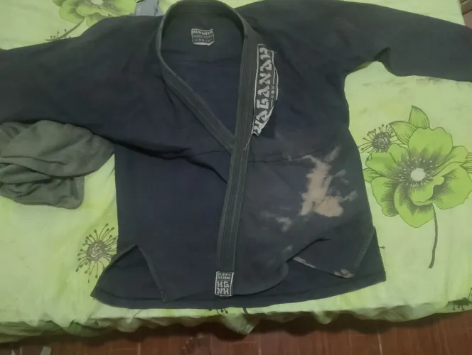 Vendo kimono preto A3