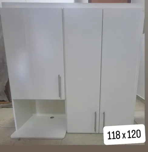 Armário cozinha com entrada para microondas