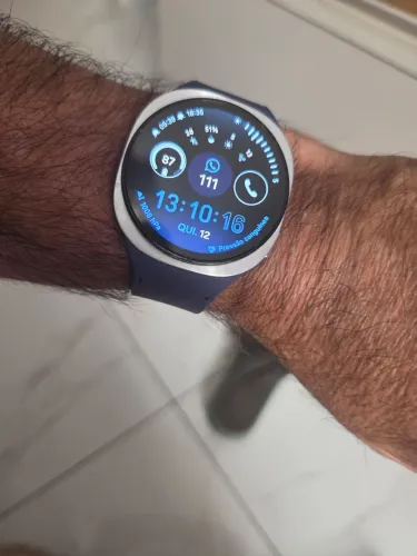 Sansung watch 8 Lte 40mm, segue com 7 pulseiras