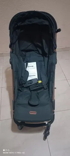 Carrinho de bebê,nunca usado da marca Galzerano.