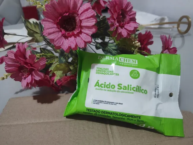 lenços demaquilantes da Derma Chem