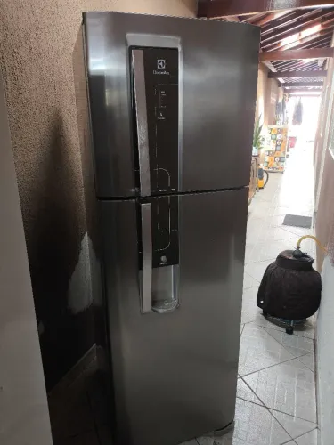 Geladeira Electrolux FROST FREE 1299,00