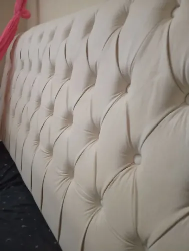 Vendo uma cabeceira de casal novinha