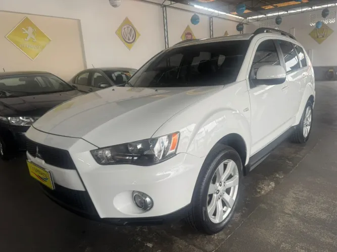 Mitsubishi Outlander 2.0 16V 160cv Aut. 2012