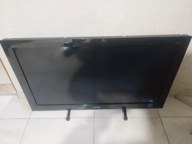 TV CCE 42" para conserto ou aproveitar peças