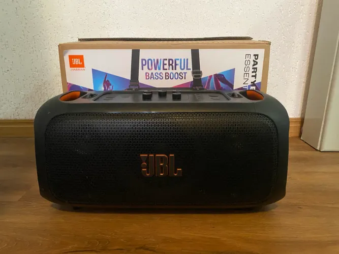 JBL PARTYBOX ON-THE-GO ESSENTIAL