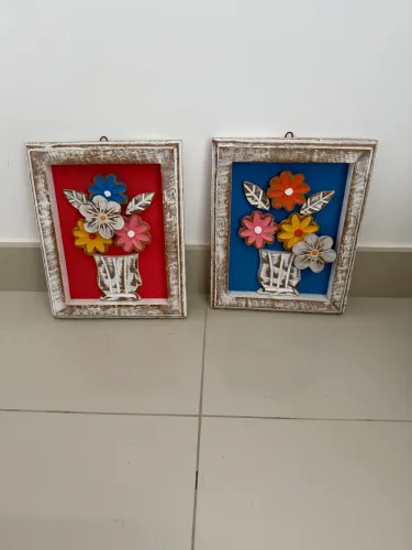 Quadros decorativos em madeira