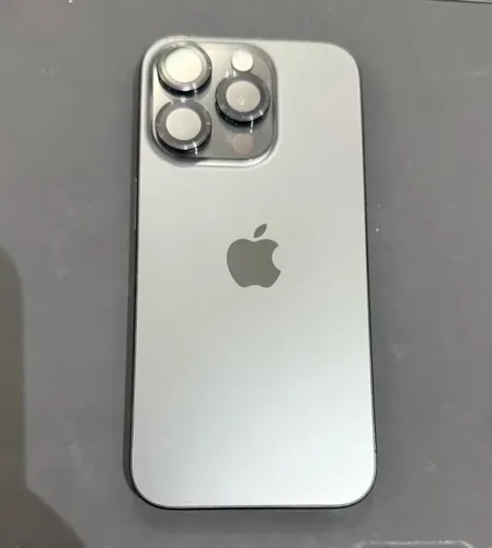 iPhone 15 Pro 256GB - Preto Titânio
