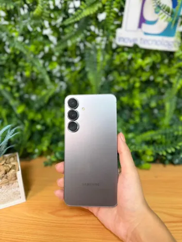 Celular Samsung Galaxy S25+  SM-S936B/DS   256GB 12GB RAM