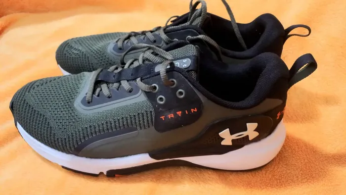 Tenis Under Armour Tribase Lift Muito Novo 42