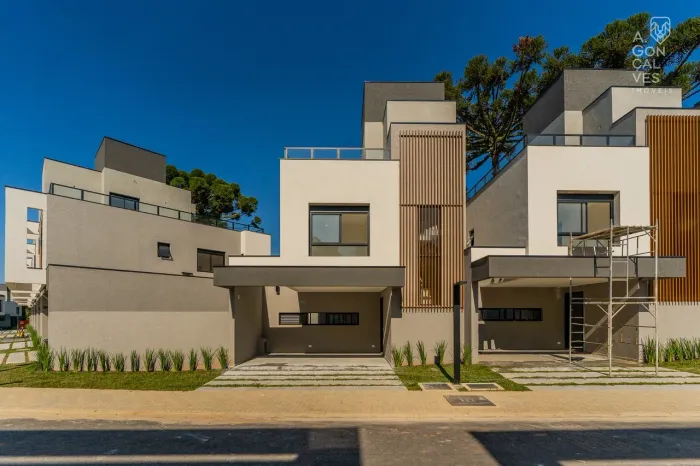 Casa no Condominio House Ecoville, 03 Quartos, 02 Vagas, Ecoville, Curitiba.