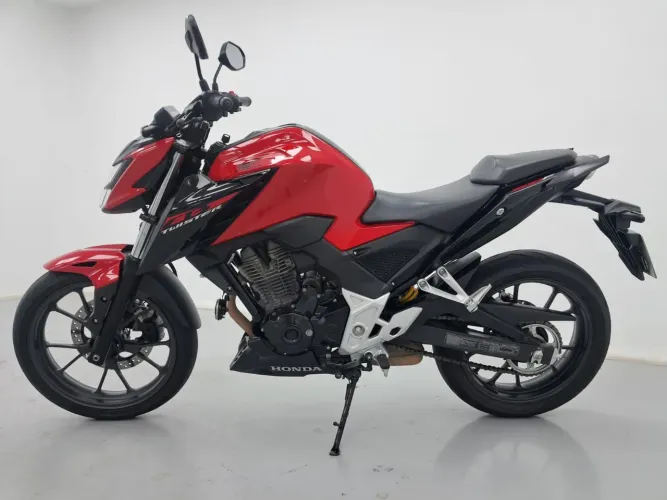 Honda CB 300F Twister 2024 baixo km