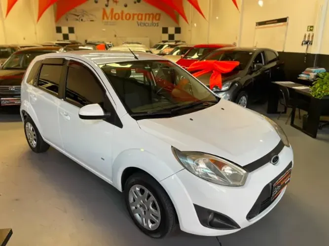 Ford Fiesta SE 1.6 8V Flex 5P 2014