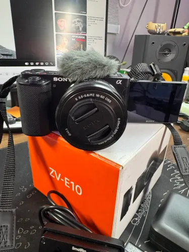 Câmera Sony ZV-E10