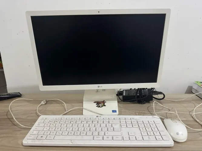 Computador All in One LG 22? - Completo