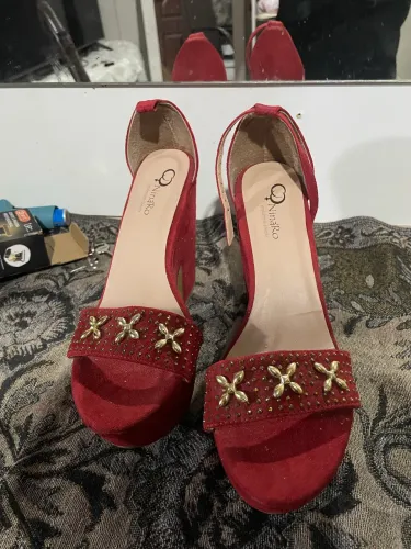 Salto vermelho 