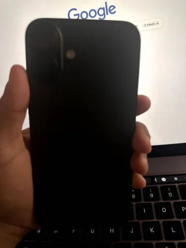 iPhone 16 Plus 128GB Preto - Vitrino extremamente novo