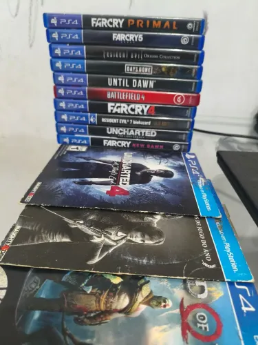 Promoção jogos de ps4 90$ qualquer um na compra de 3 70$ cada 