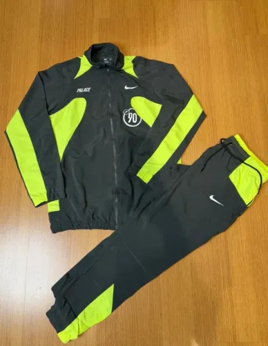 CONJUNTO NIKE Novo na embalagem Disponível no Tamanho P M G e GG 
