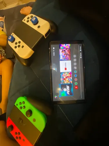 Nintendo Switch oled com fc 26 e marios