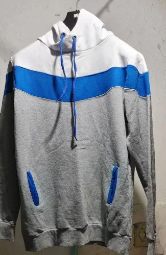 Blusa de moletom usada poucas vezes tamanho  p
