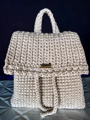 Mochila de crochê 