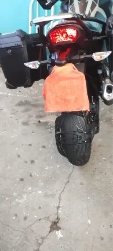Moto Kawasaki 300 zero