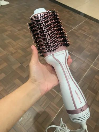 Escova secadora