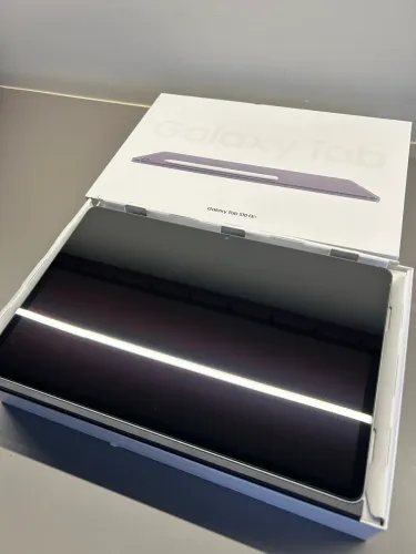 Tablet Samsung Galaxy Tab S10 FE+ WiFi, 128GB, 8GB, Tela 13.1" 90Hz, S Pen e Capa Inclusa