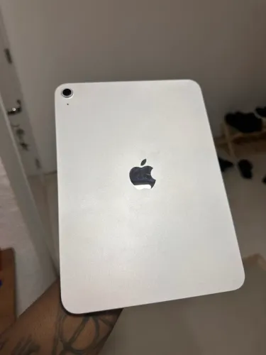 iPad 11