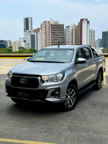 Toyota Hilux CD SRV 4X4 2.8 TDI Diesel Aut. 2020