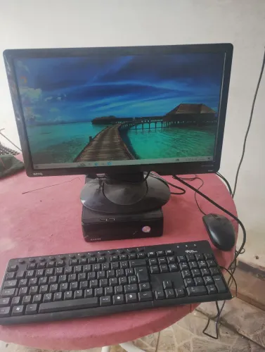 VENDO COMPUTADOR PORTÁTIL DA INTEL COM MONITOR DE 19 POLEGADAS SÓ 380,00 ZAP *80