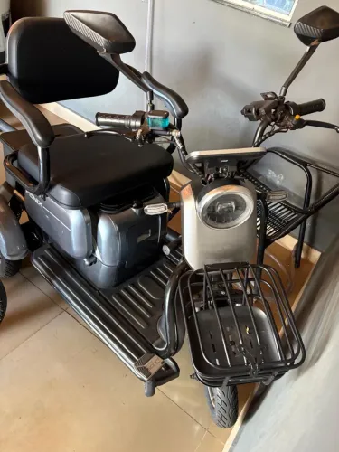 Vendo triciclo elétrico fênix 
