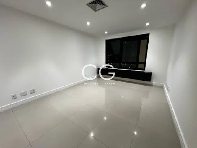 SALA COMERCIAL A VENDA REFORMADA CENTRO EMPRESARIAL BARRA SHOPPING