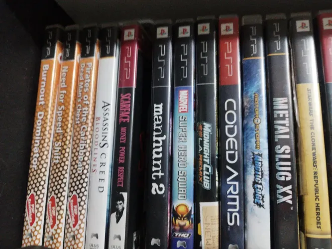 Vários jogos PSP Originais Completos