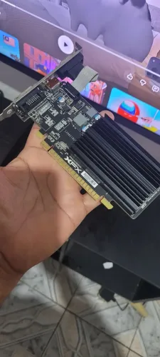 Placa de video R5 230 2gb