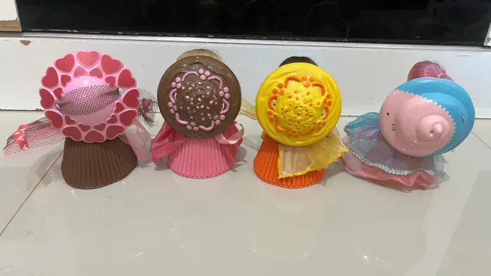 Lote Quatro bonecas cupcake