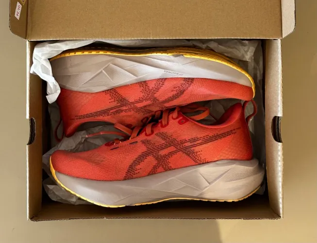Tênis Asics NovaBlast 5