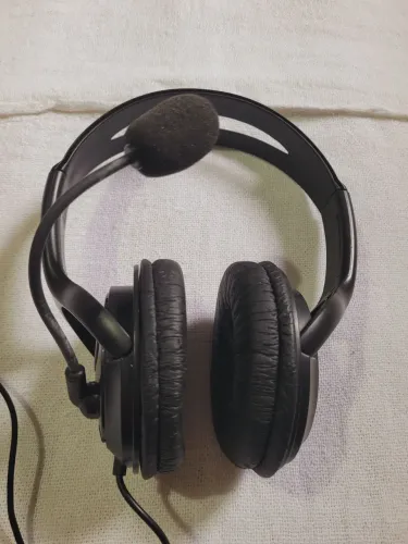 PREÇO IMBATÍVEL: Fone de ouvido headset barato com microfone por 25 (Para levar hoje)