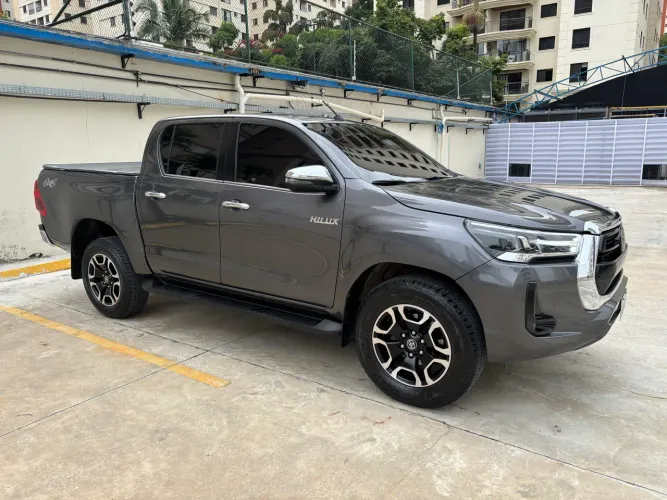 Toyota Hilux CD SRX 4X4 2.8 TDI 16V Diesel Aut. 2021