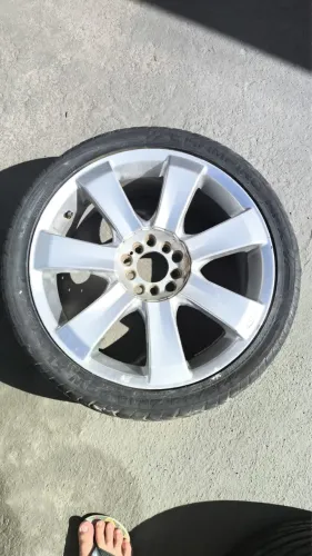 Rodas Aro 18 Multifuro + Pneus Champiro 225/40