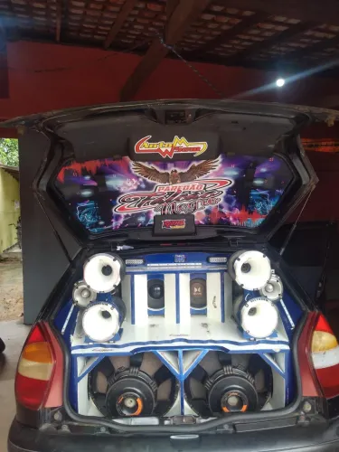 Som automotivo completo à venda - R$ 7.500,00