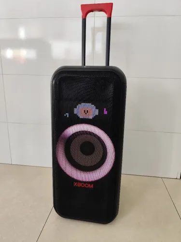 LG XBOM XL7 , 250 RMS , 20 HORAS DE BATERIA, SOM DE QUALIDADE 