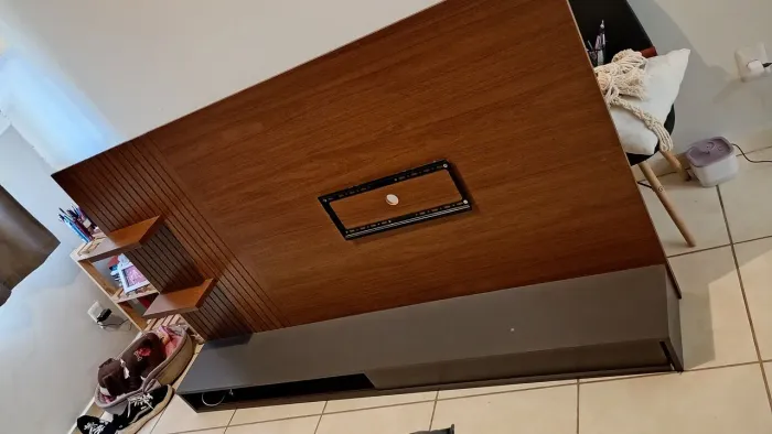Painel com suporte para Tv