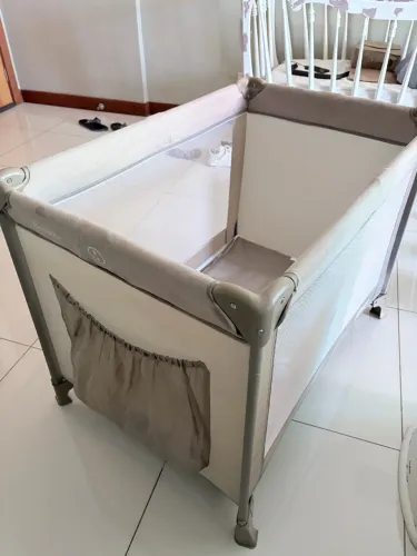 Berço portátil sonata Burigoto cor bege