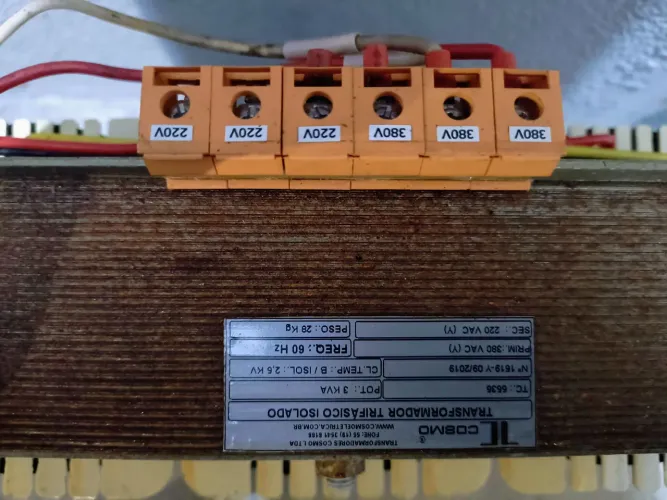 Transformador 3kva 220/380