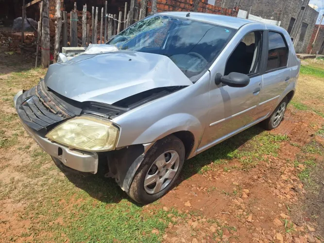 SUCATA Logan 1.0 16v 2010 para retirada de peças