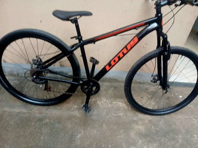 Vende se essa lótus entrego vai com recibo 