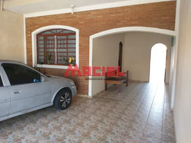 Imóvel para venda com 216 metros quadrados com 3 quartos