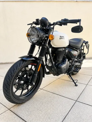 Royal Enfield Hunter 350 2024 - Linda, Revisada e com Acessórios